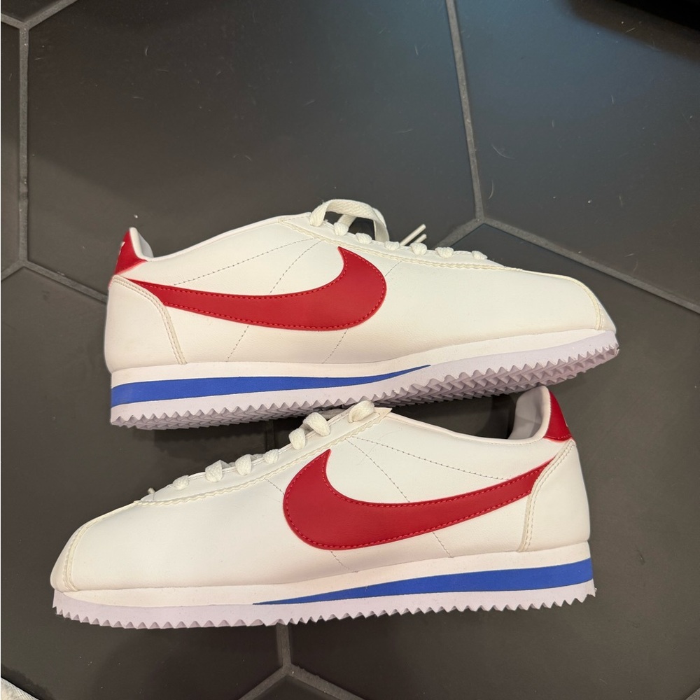 BRAND NEW Nike White and Red Sneakers